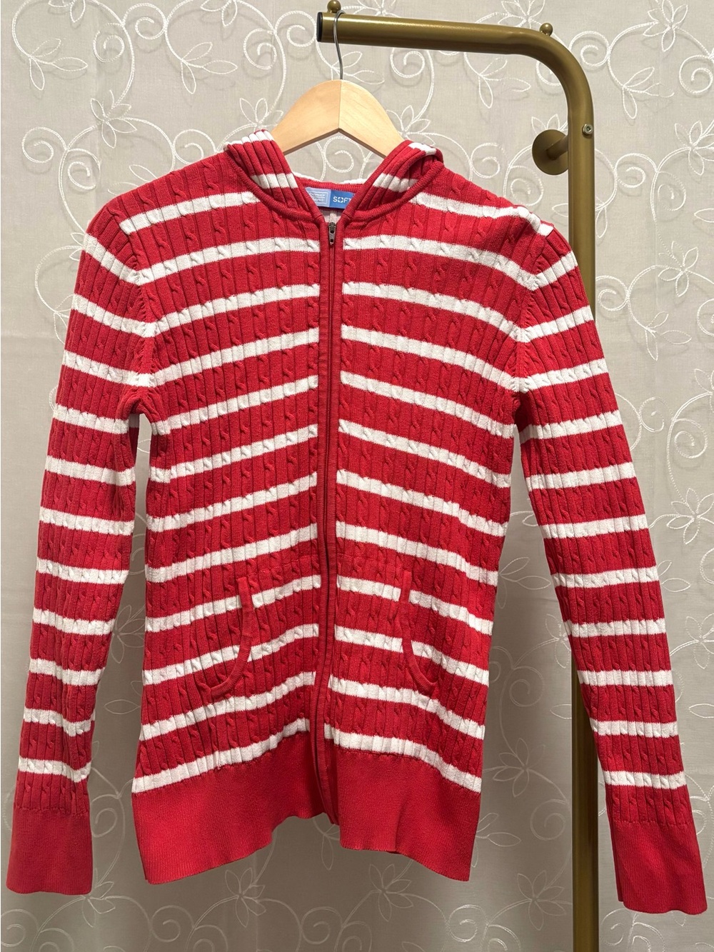 Denver Hayes Striped Knit Hooded Sweater in Red & White Size Large Approx Small